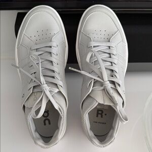 On Cloud Roger Clubhouse Women’s Tennis Athletic Sneakers Heather Gray